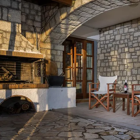 Sky Shades In Arachova