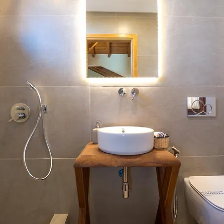 Villa Sky Shades In *